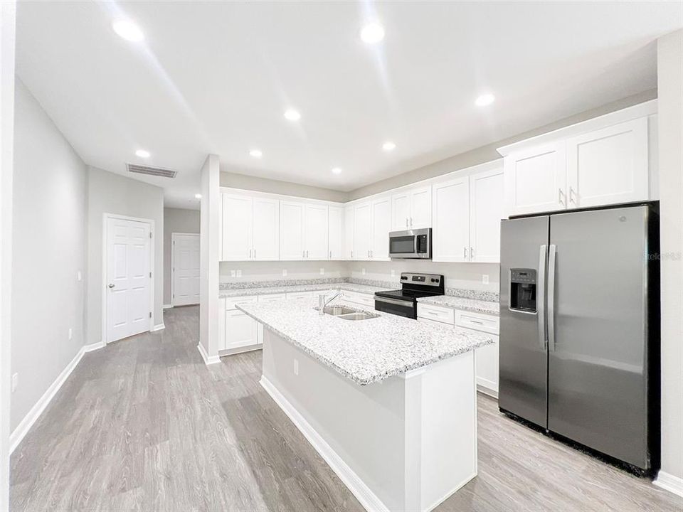 En Renta: $2,800 (3 camas, 2 baños, 1560 Pies cuadrados)