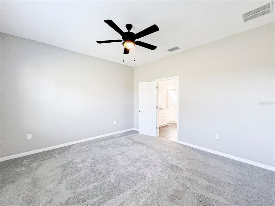 En Renta: $2,800 (3 camas, 2 baños, 1560 Pies cuadrados)