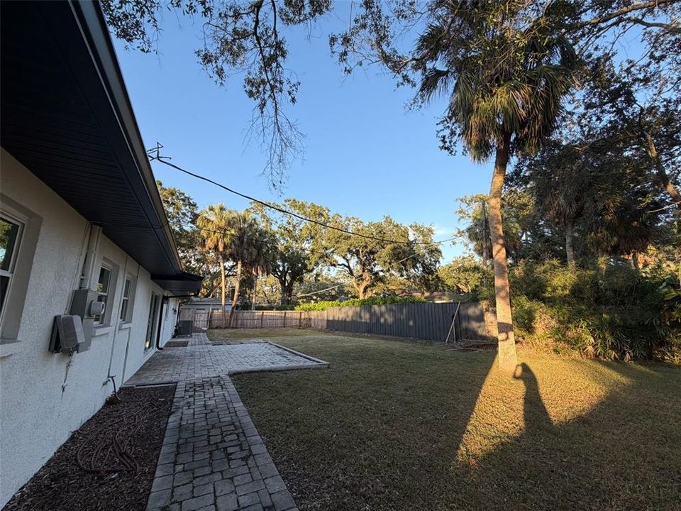 На продажу: $850,000 (3 спален, 2 ванн, 1590 Квадратных фут)