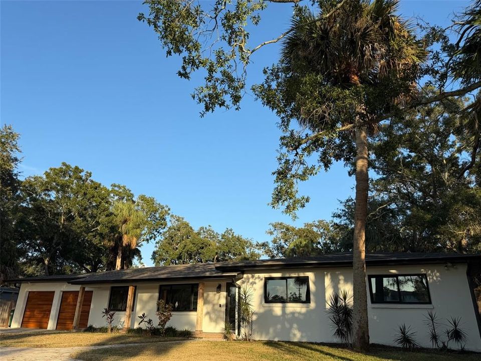 На продажу: $850,000 (3 спален, 2 ванн, 1590 Квадратных фут)