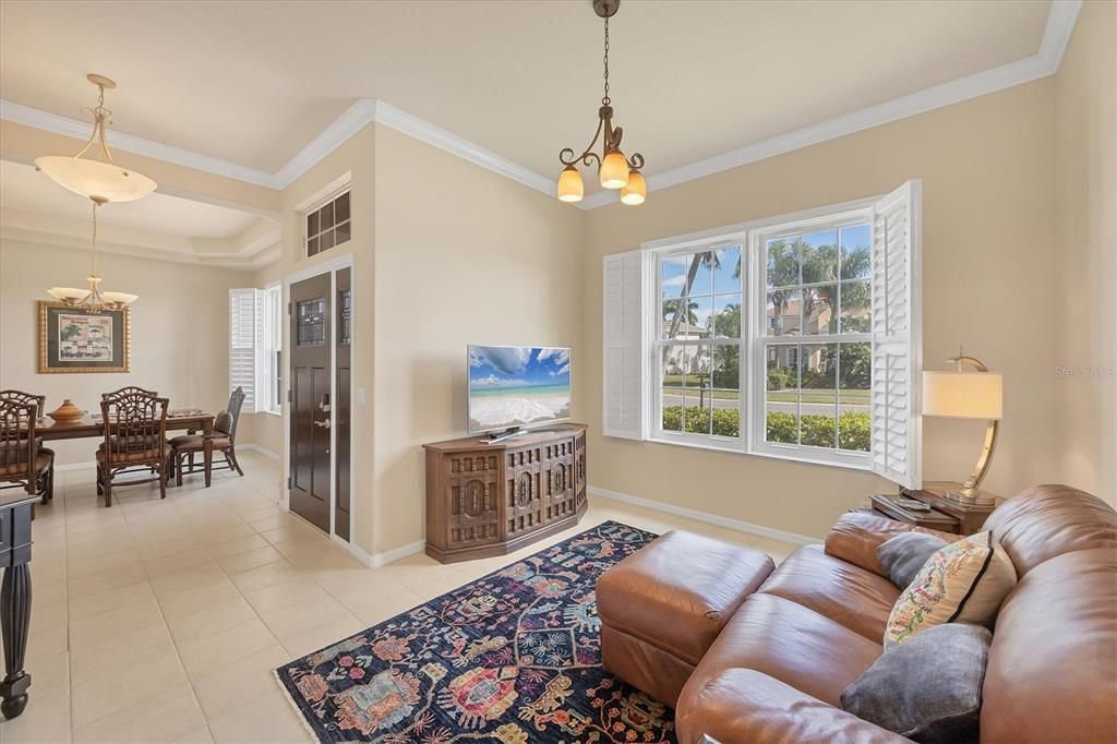 For Sale: $699,000 (3 beds, 2 baths, 1999 Square Feet)