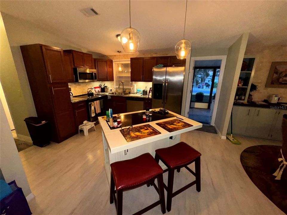 En Venta: $181,000 (2 camas, 2 baños, 1191 Pies cuadrados)