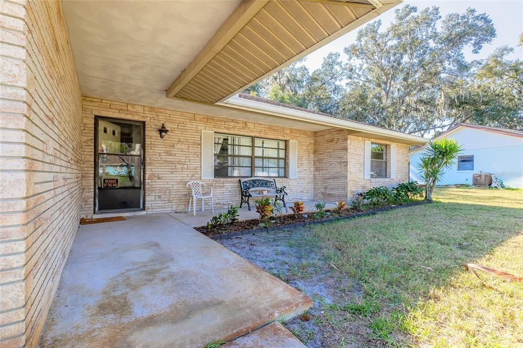 Active With Contract: $224,900 (3 beds, 2 baths, 1534 Square Feet)