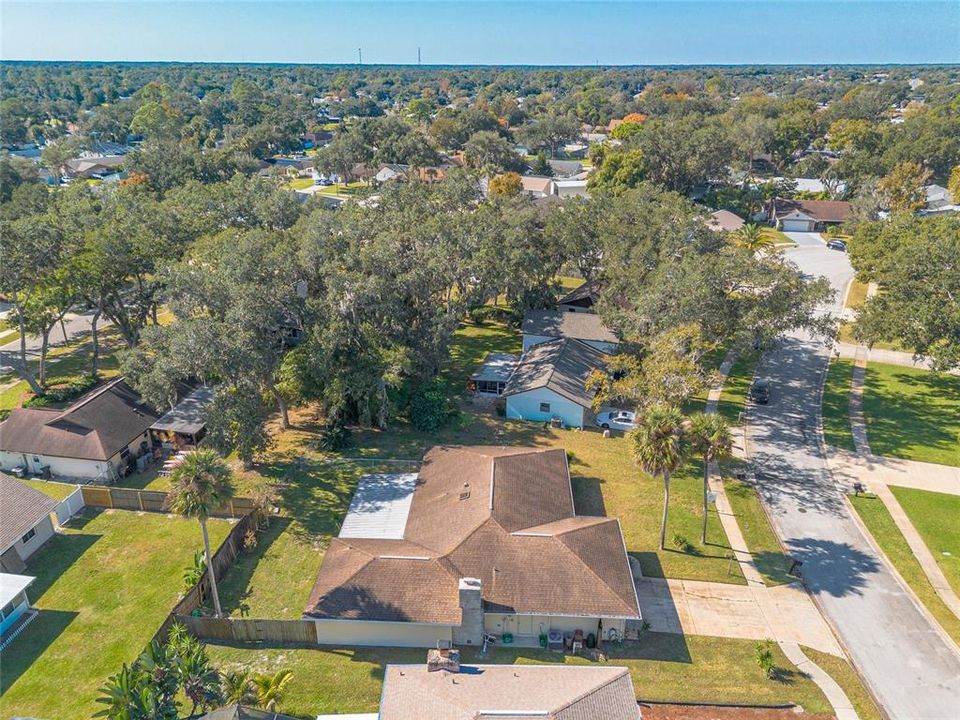 Active With Contract: $224,900 (3 beds, 2 baths, 1534 Square Feet)