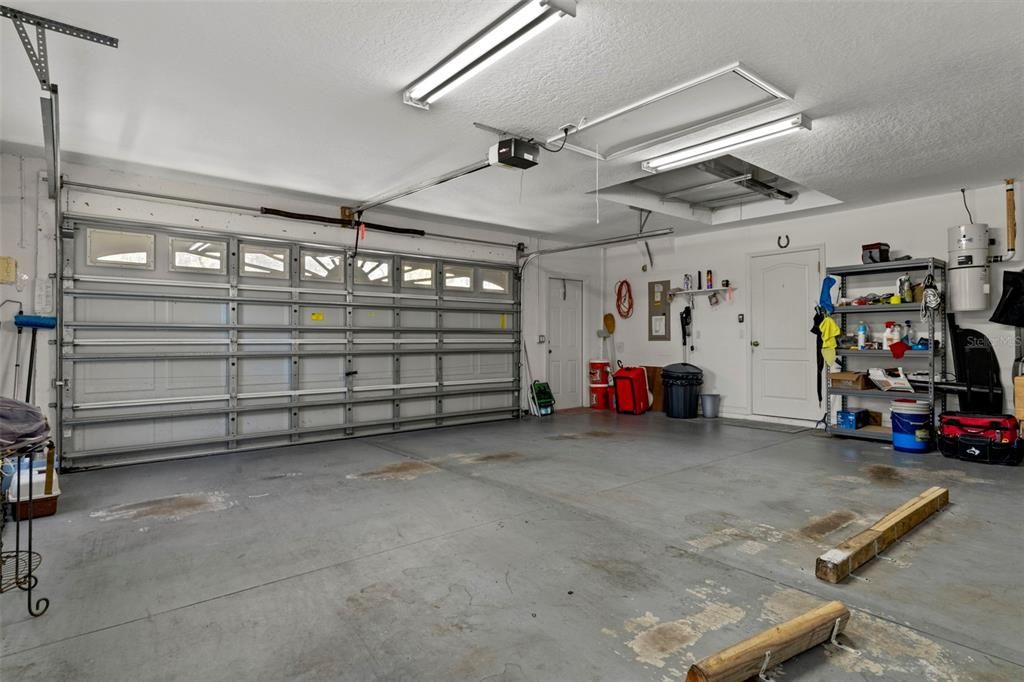 待售: $550,000 (3 贝兹, 2 浴室, 2281 平方英尺)