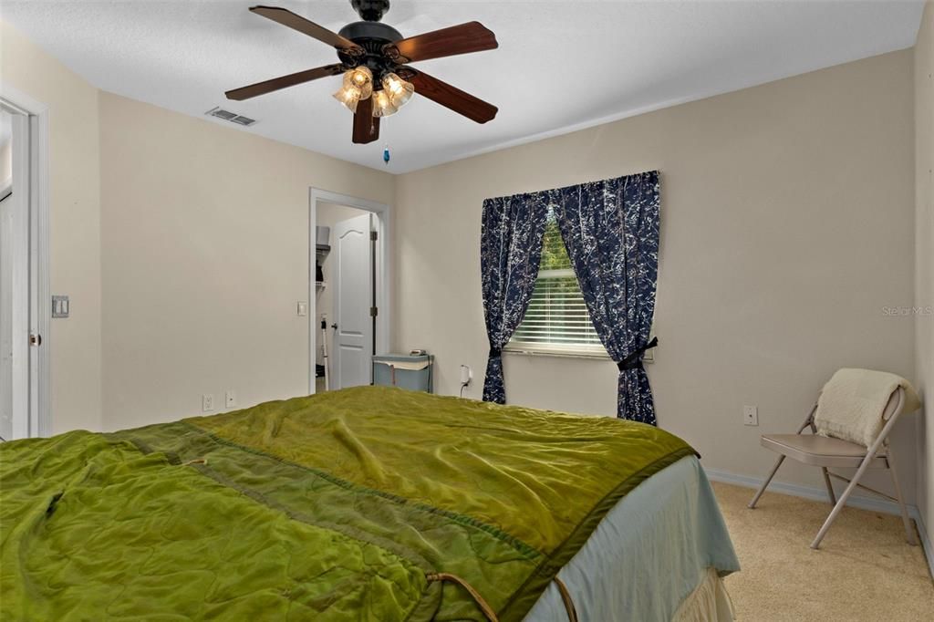 待售: $550,000 (3 贝兹, 2 浴室, 2281 平方英尺)