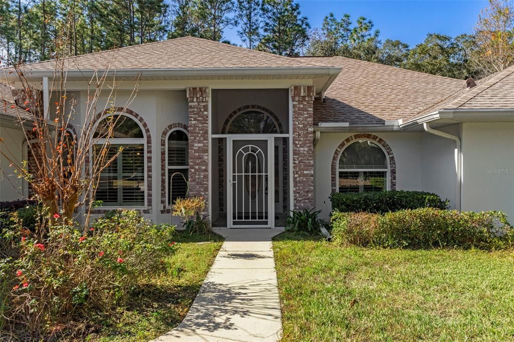 待售: $550,000 (3 贝兹, 2 浴室, 2281 平方英尺)