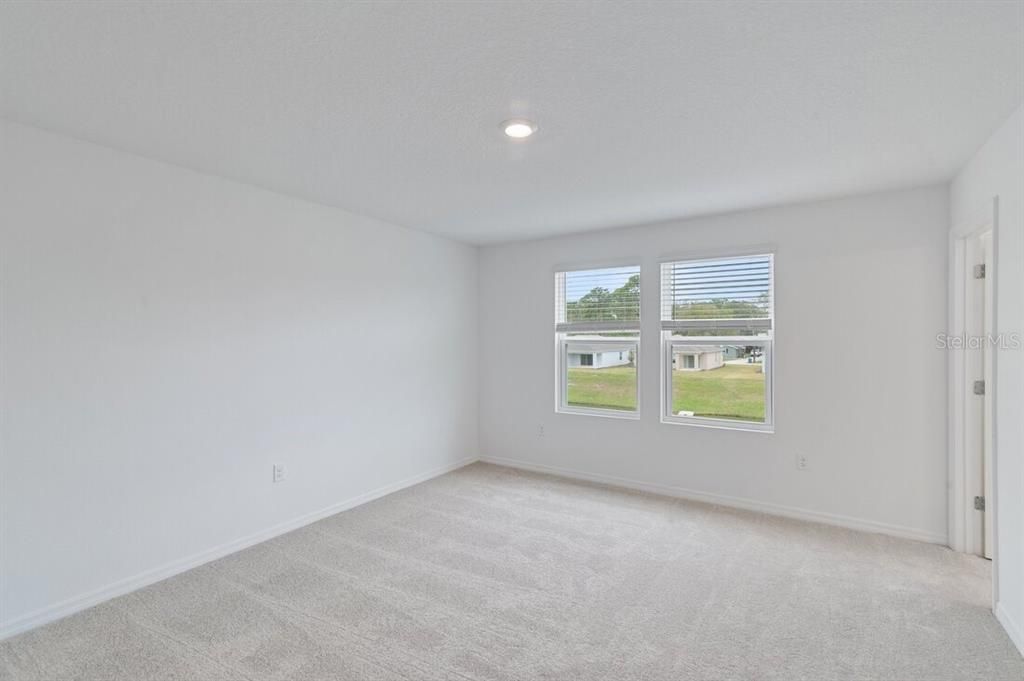 En Venta: $279,584 (3 camas, 2 baños, 1558 Pies cuadrados)