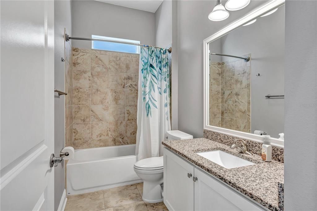 For Rent: $3,250 (3 beds, 2 baths, 1868 Square Feet)