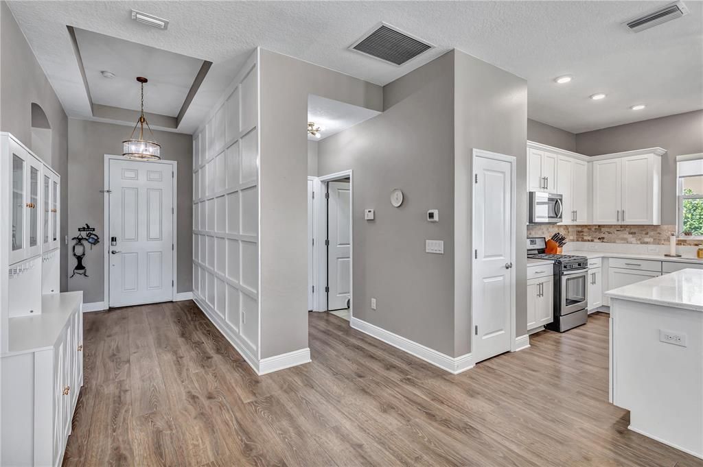 For Rent: $3,250 (3 beds, 2 baths, 1868 Square Feet)