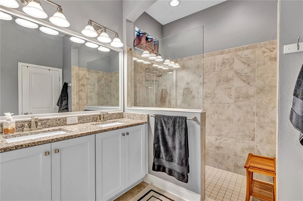 For Rent: $3,250 (3 beds, 2 baths, 1868 Square Feet)