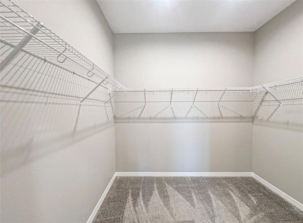 For Rent: $3,100 (3 beds, 2 baths, 1837 Square Feet)