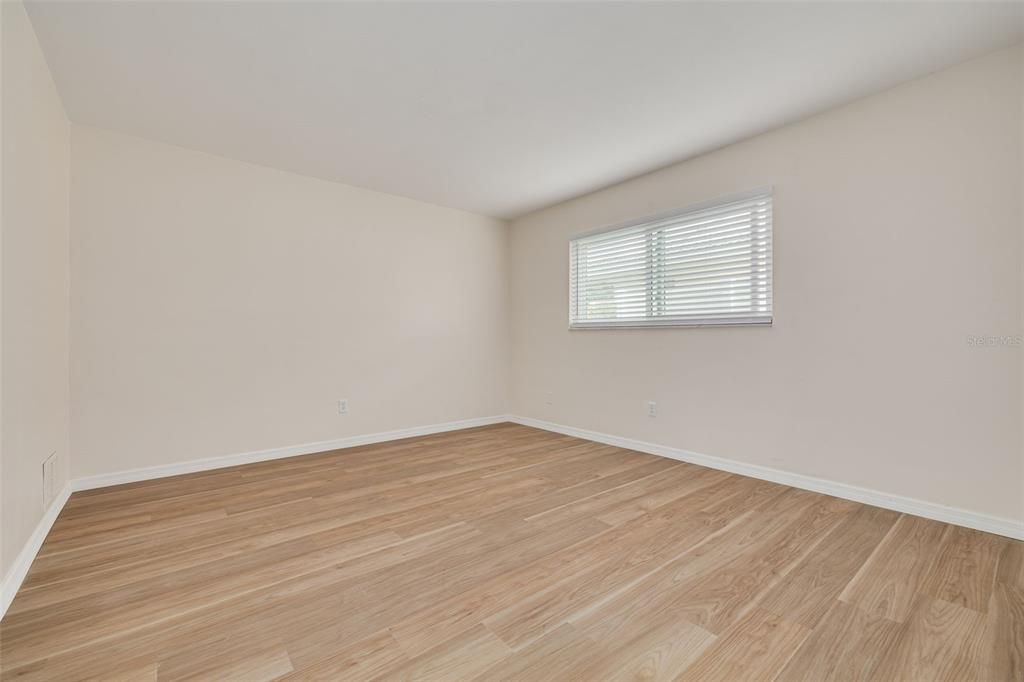 For Sale: $599,000 (3 beds, 2 baths, 1792 Square Feet)