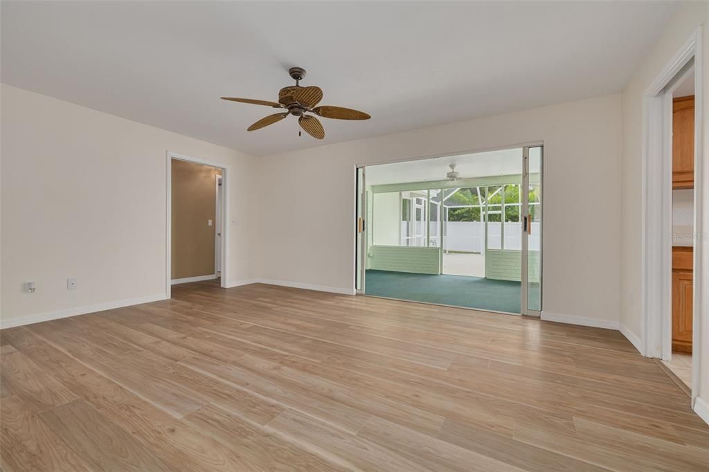 For Sale: $599,000 (3 beds, 2 baths, 1792 Square Feet)