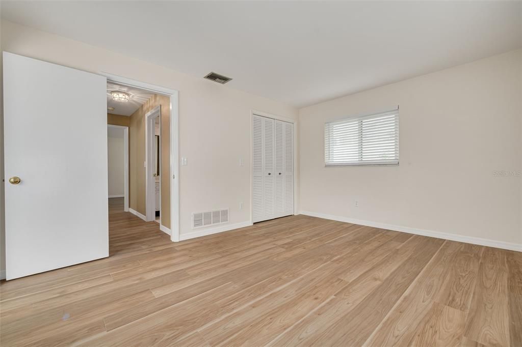 For Sale: $599,000 (3 beds, 2 baths, 1792 Square Feet)