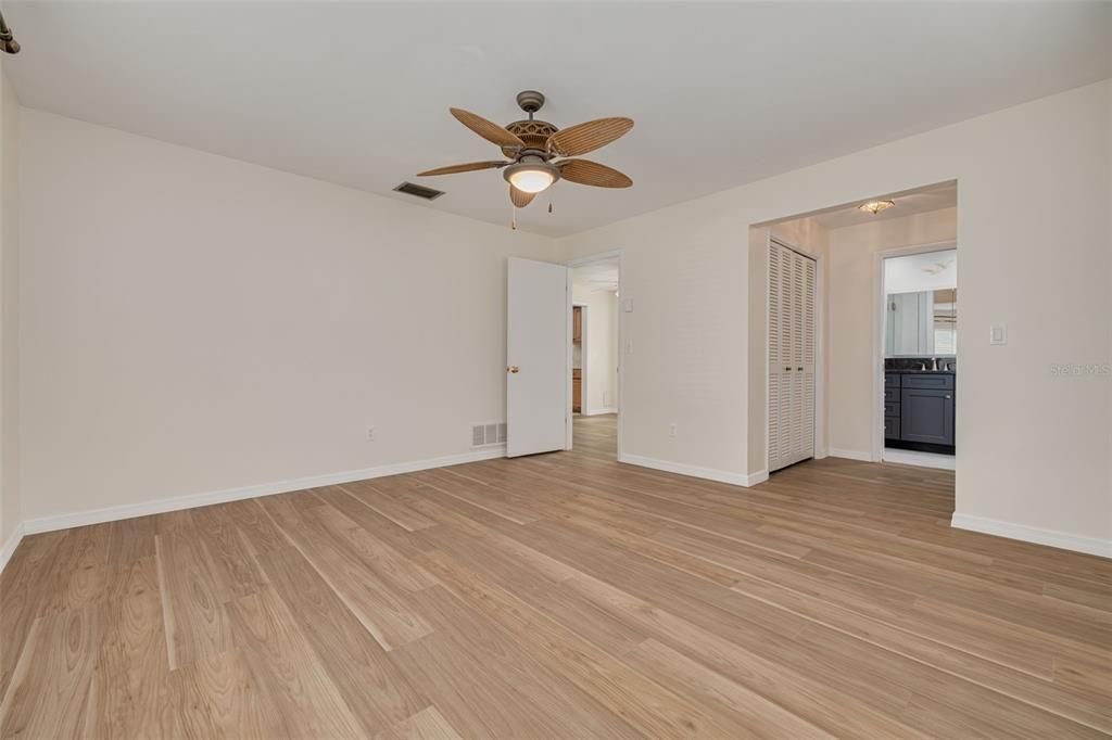 For Sale: $599,000 (3 beds, 2 baths, 1792 Square Feet)