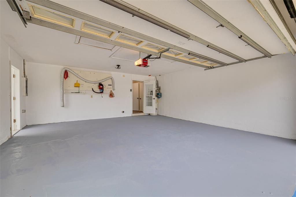 For Sale: $599,000 (3 beds, 2 baths, 1792 Square Feet)