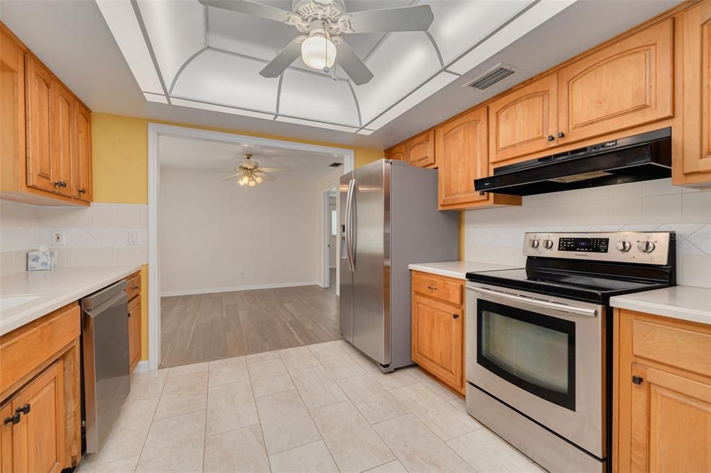 For Sale: $599,000 (3 beds, 2 baths, 1792 Square Feet)