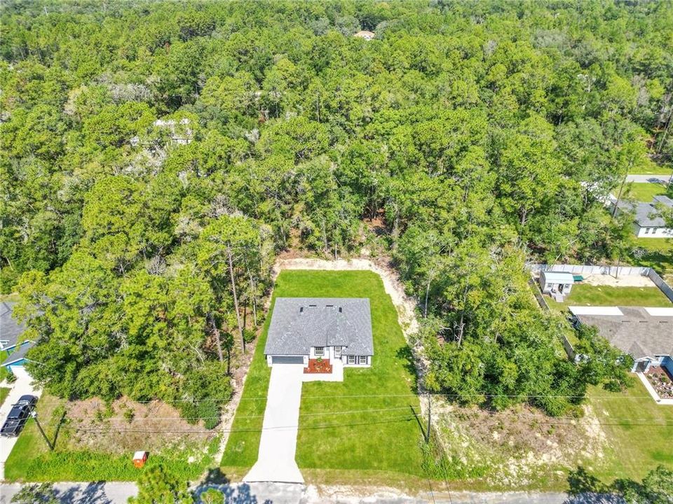 出租: $2,000 (4 贝兹, 2 浴室, 1774 平方英尺)