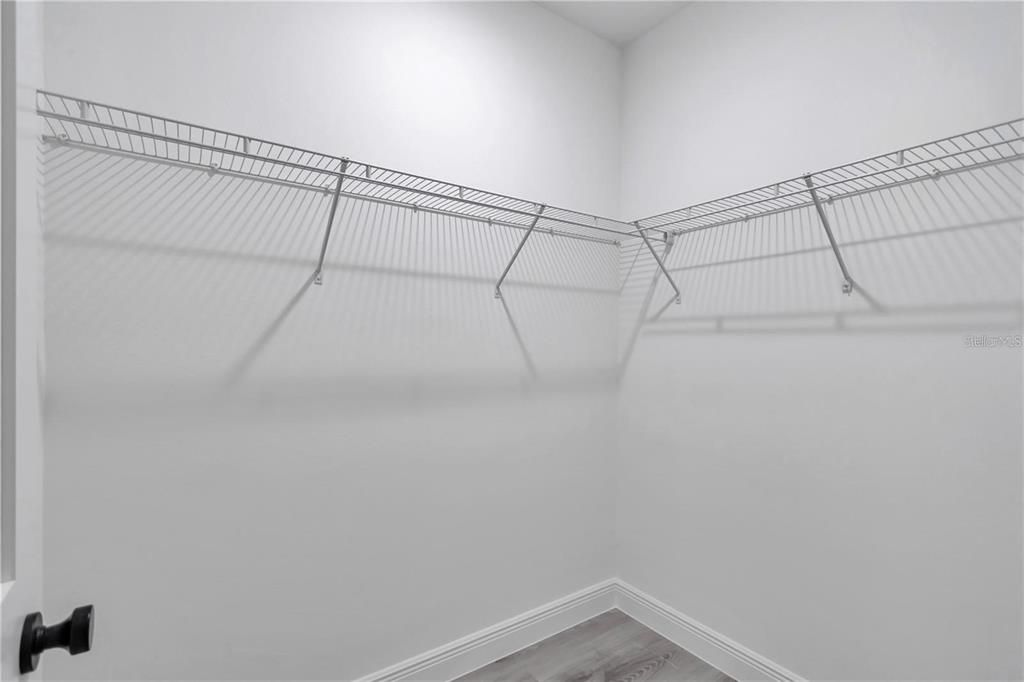 出租: $2,000 (4 贝兹, 2 浴室, 1774 平方英尺)