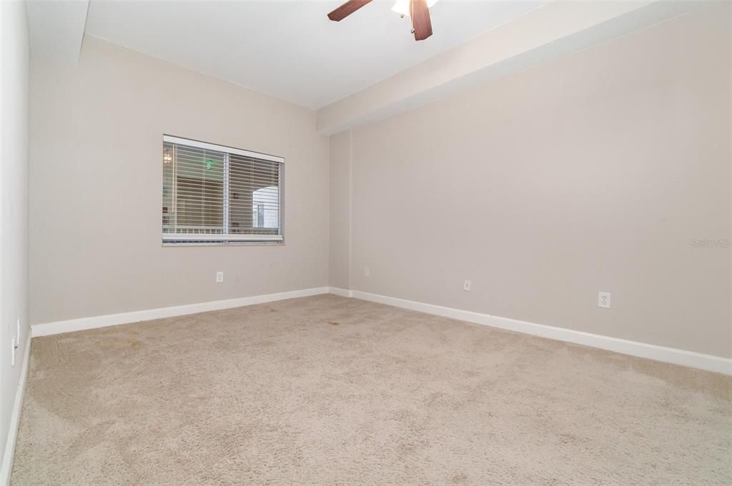 For Sale: $300,000 (3 beds, 2 baths, 1775 Square Feet)