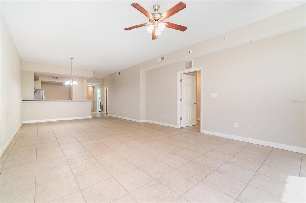 For Sale: $300,000 (3 beds, 2 baths, 1775 Square Feet)