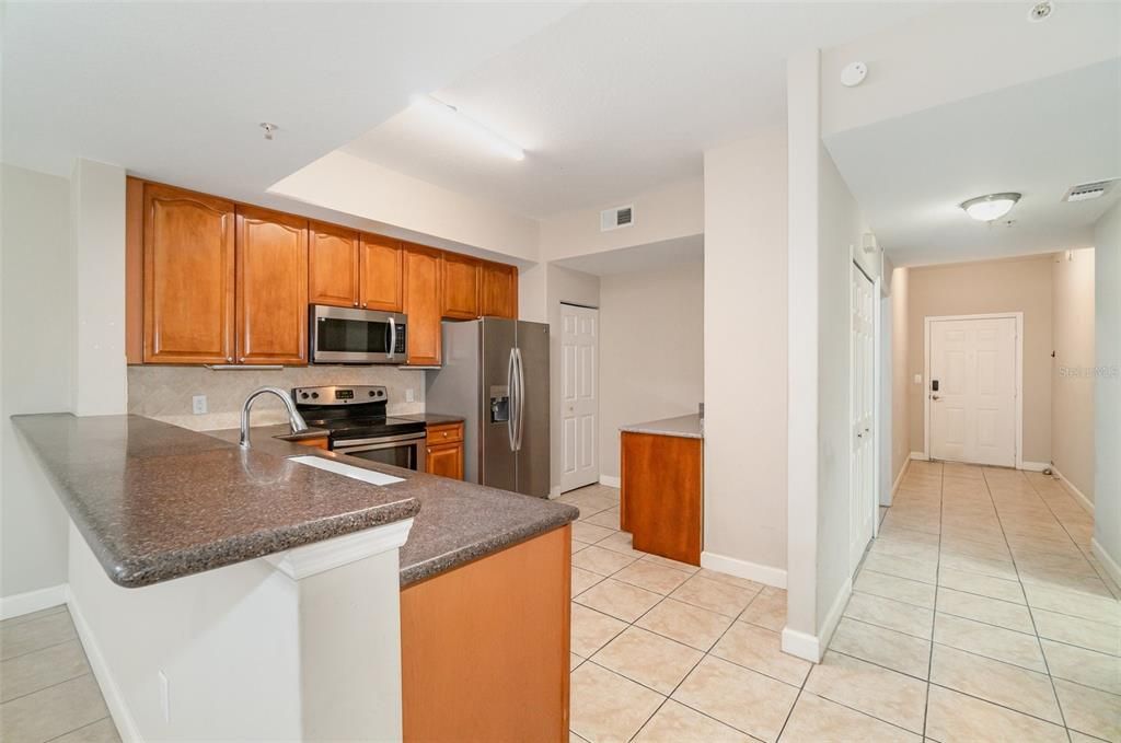 For Sale: $300,000 (3 beds, 2 baths, 1775 Square Feet)