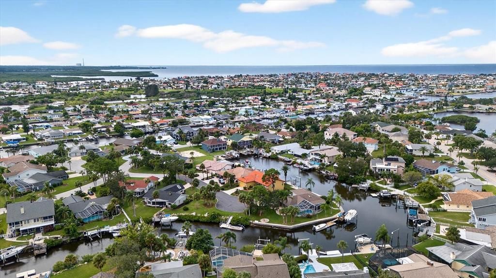 На продажу: $699,000 (3 спален, 2 ванн, 1986 Квадратных фут)