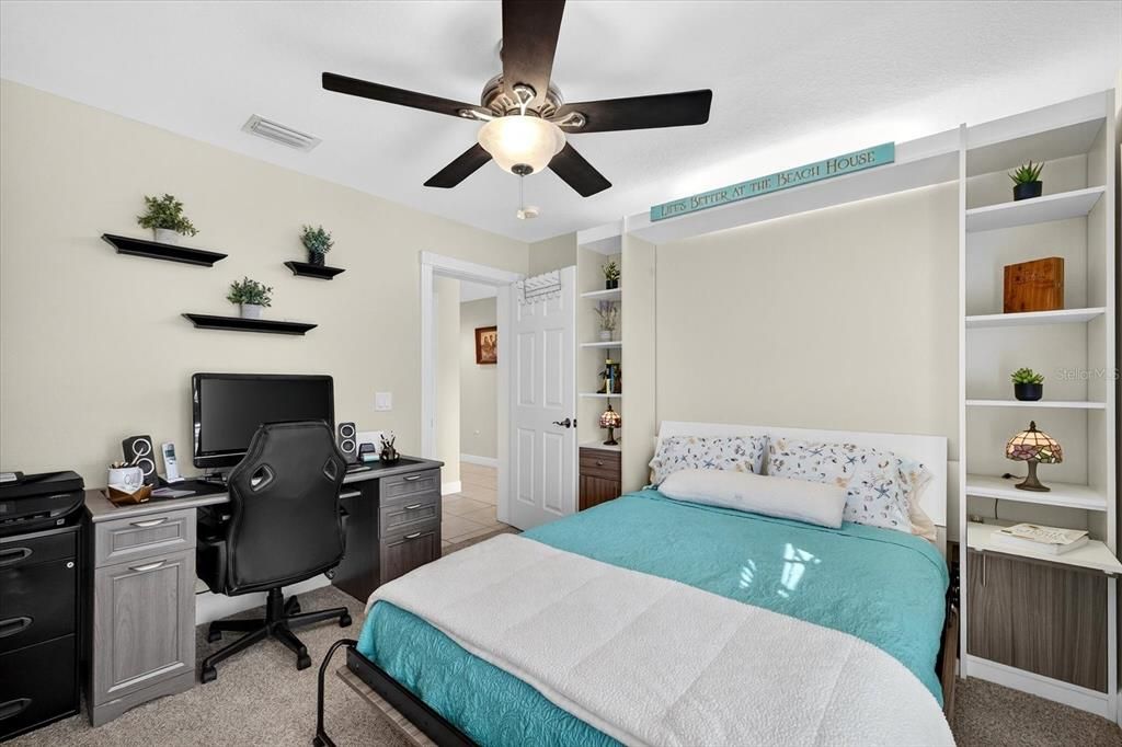 На продажу: $699,000 (3 спален, 2 ванн, 1986 Квадратных фут)