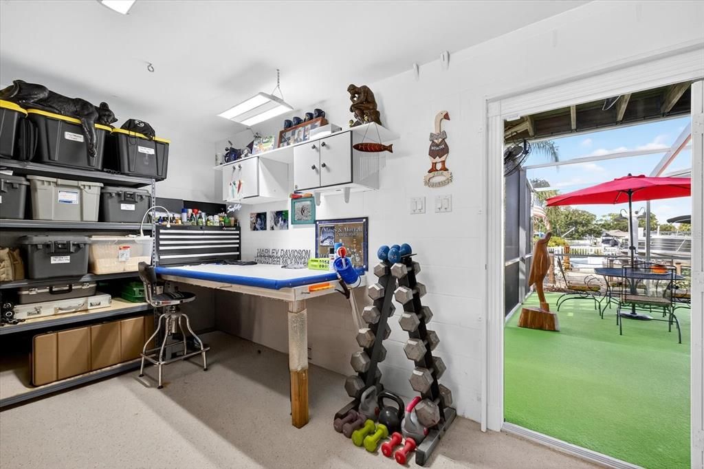 На продажу: $699,000 (3 спален, 2 ванн, 1986 Квадратных фут)