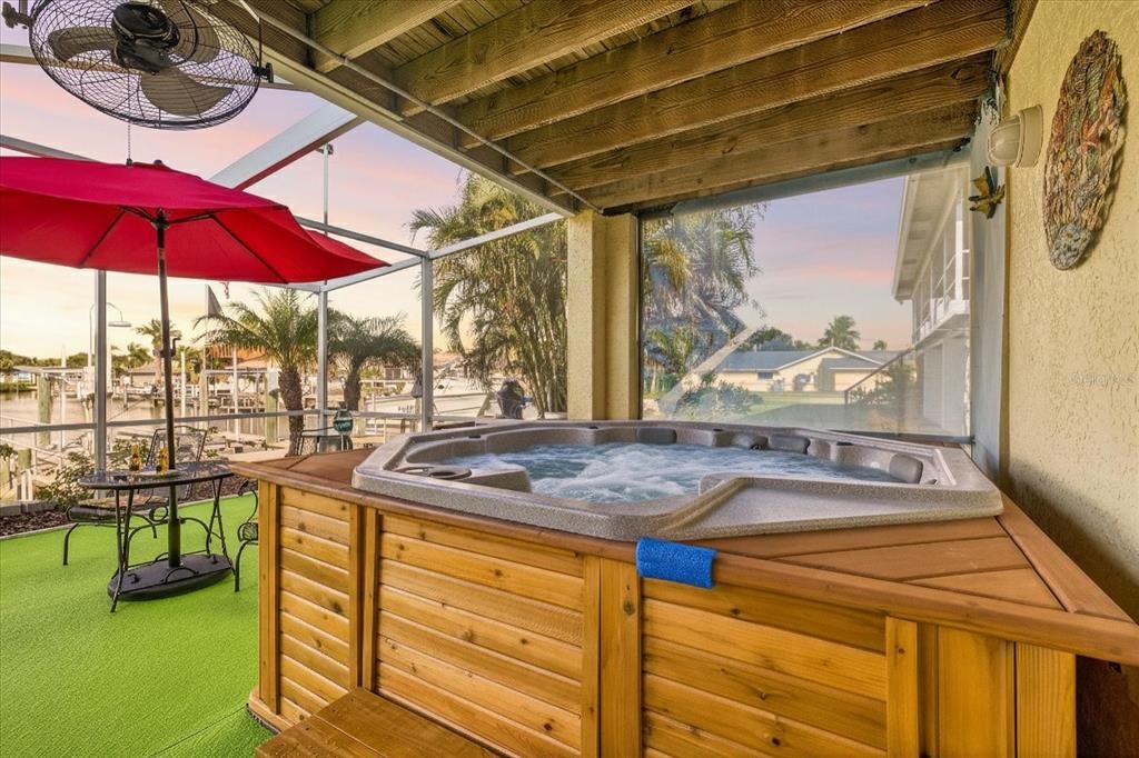 На продажу: $699,000 (3 спален, 2 ванн, 1986 Квадратных фут)