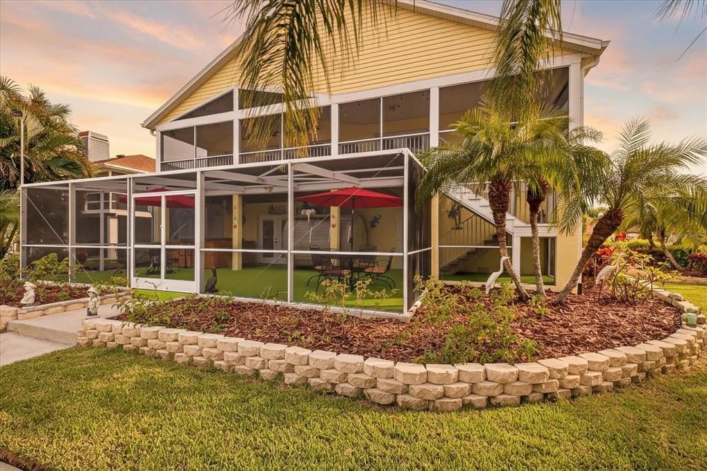 На продажу: $699,000 (3 спален, 2 ванн, 1986 Квадратных фут)