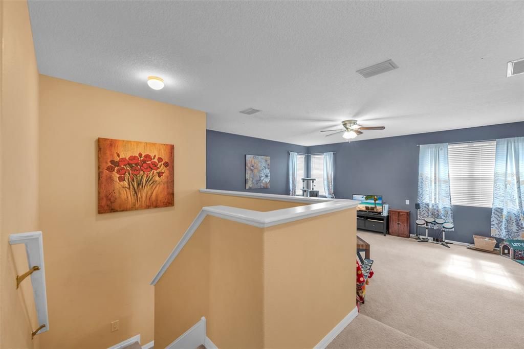 На продажу: $400,000 (5 спален, 4 ванн, 3414 Квадратных фут)