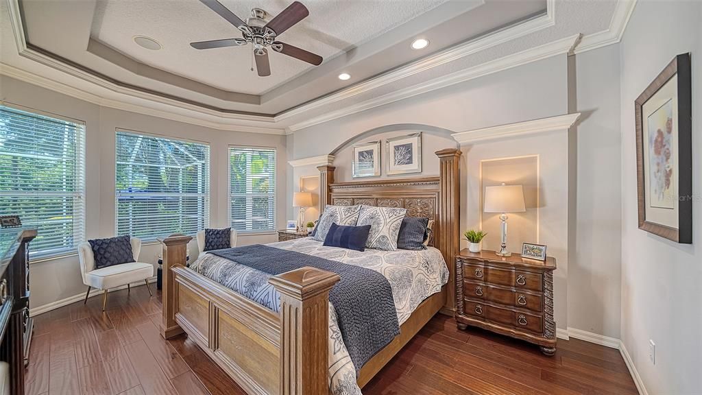 For Sale: $999,000 (4 beds, 3 baths, 3151 Square Feet)