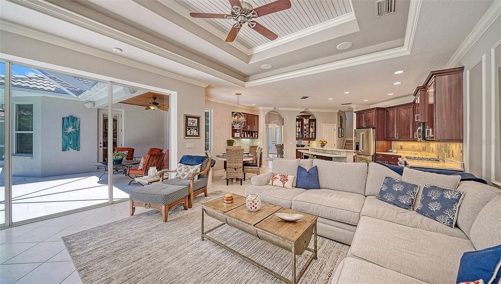 For Sale: $999,000 (4 beds, 3 baths, 3151 Square Feet)