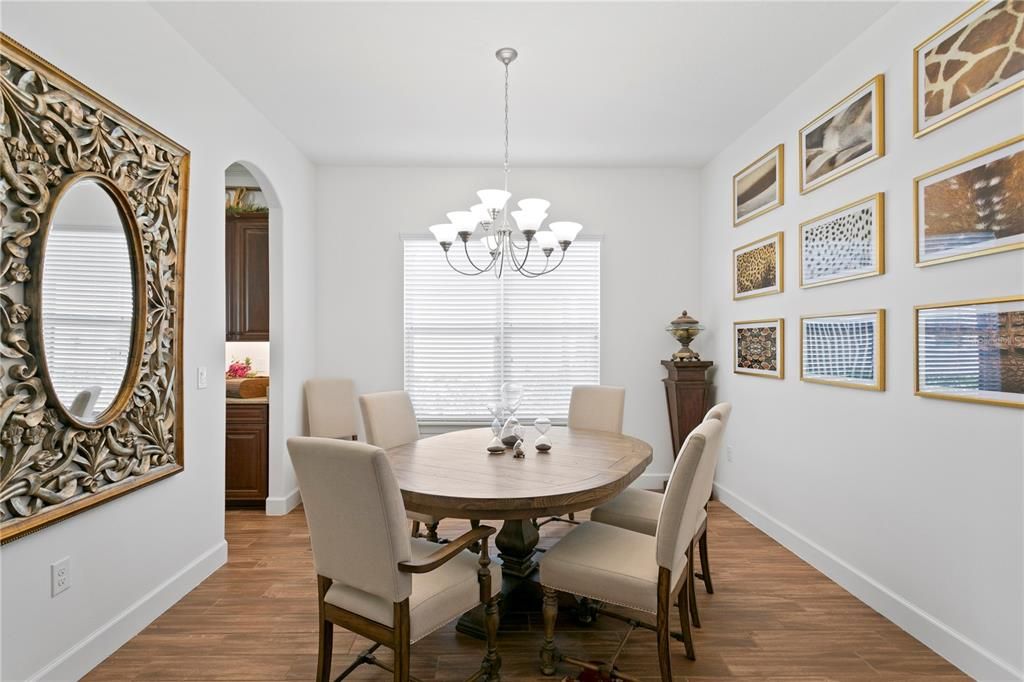 En Venta: $525,000 (3 camas, 2 baños, 2068 Pies cuadrados)