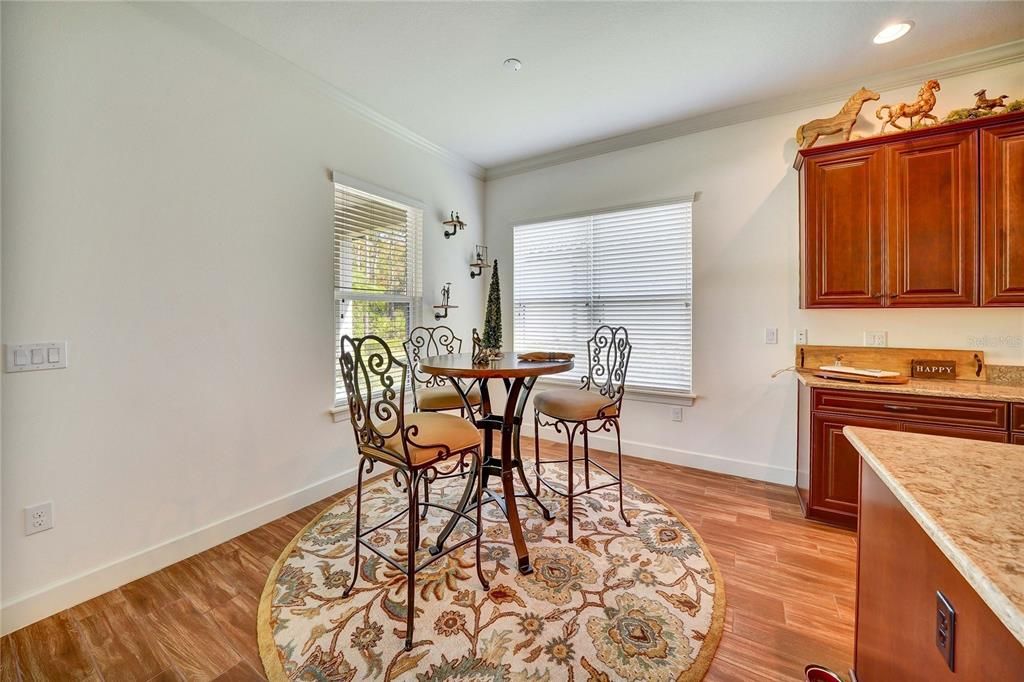 En Venta: $525,000 (3 camas, 2 baños, 2068 Pies cuadrados)