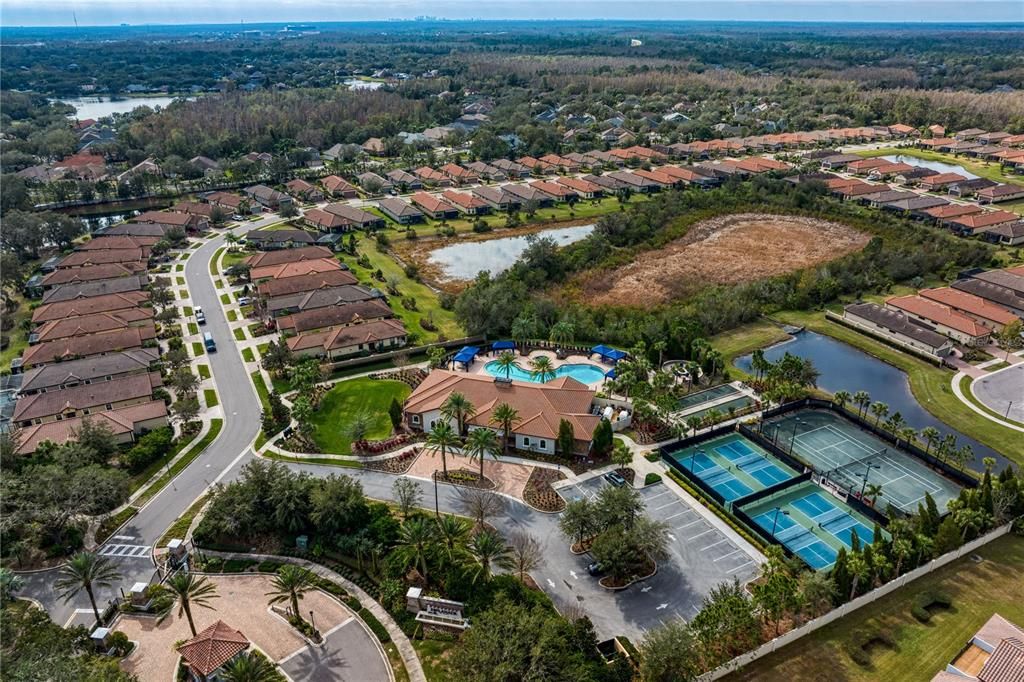 En Venta: $525,000 (3 camas, 2 baños, 2068 Pies cuadrados)