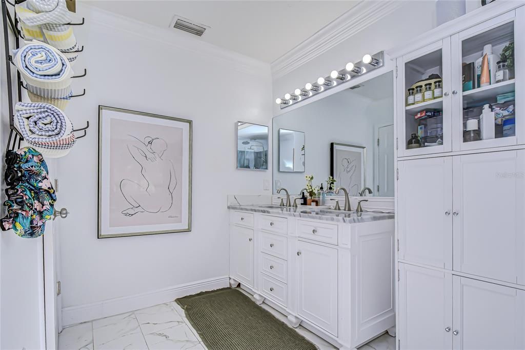 待售: $495,000 (4 贝兹, 2 浴室, 3540 平方英尺)