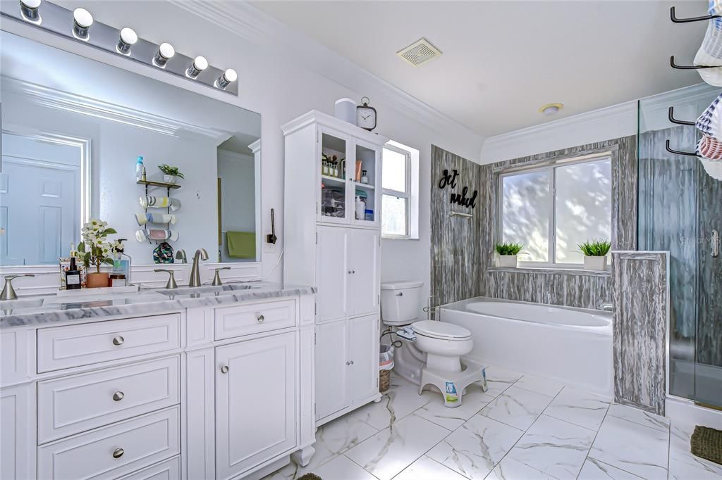 待售: $495,000 (4 贝兹, 2 浴室, 3540 平方英尺)