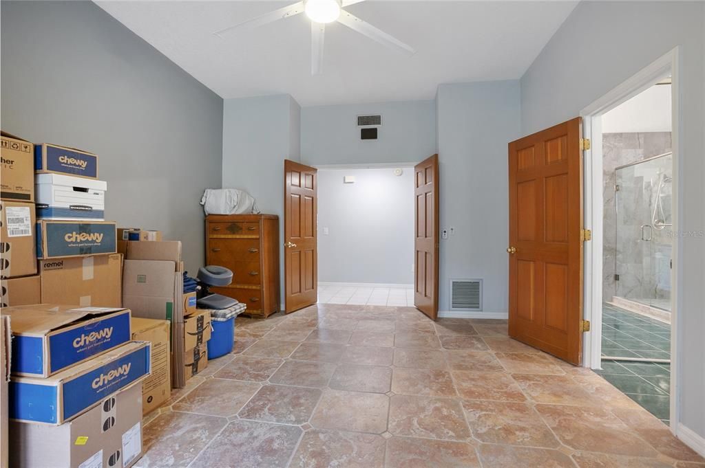 En Venta: $512,000 (3 camas, 2 baños, 1782 Pies cuadrados)