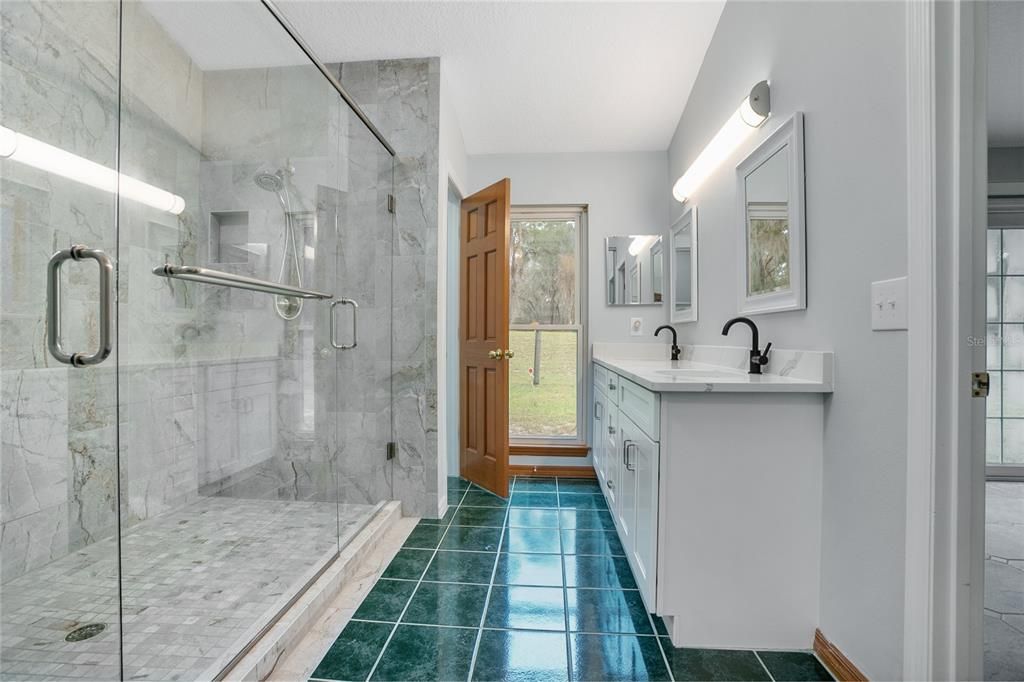 En Venta: $512,000 (3 camas, 2 baños, 1782 Pies cuadrados)