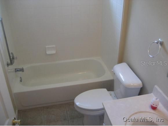 出租: $2,000 (3 贝兹, 2 浴室, 1638 平方英尺)