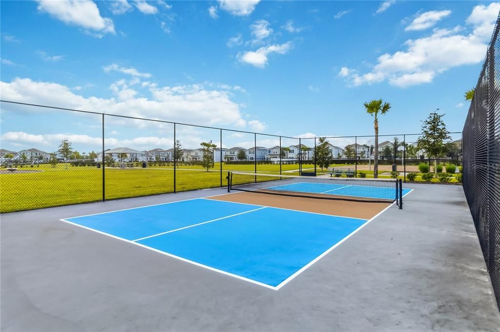 待售: $410,000 (4 贝兹, 3 浴室, 2133 平方英尺)