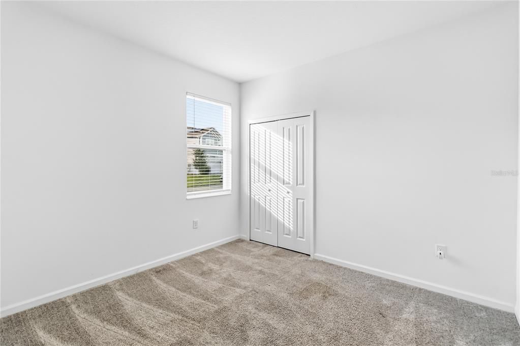 待售: $410,000 (4 贝兹, 3 浴室, 2133 平方英尺)