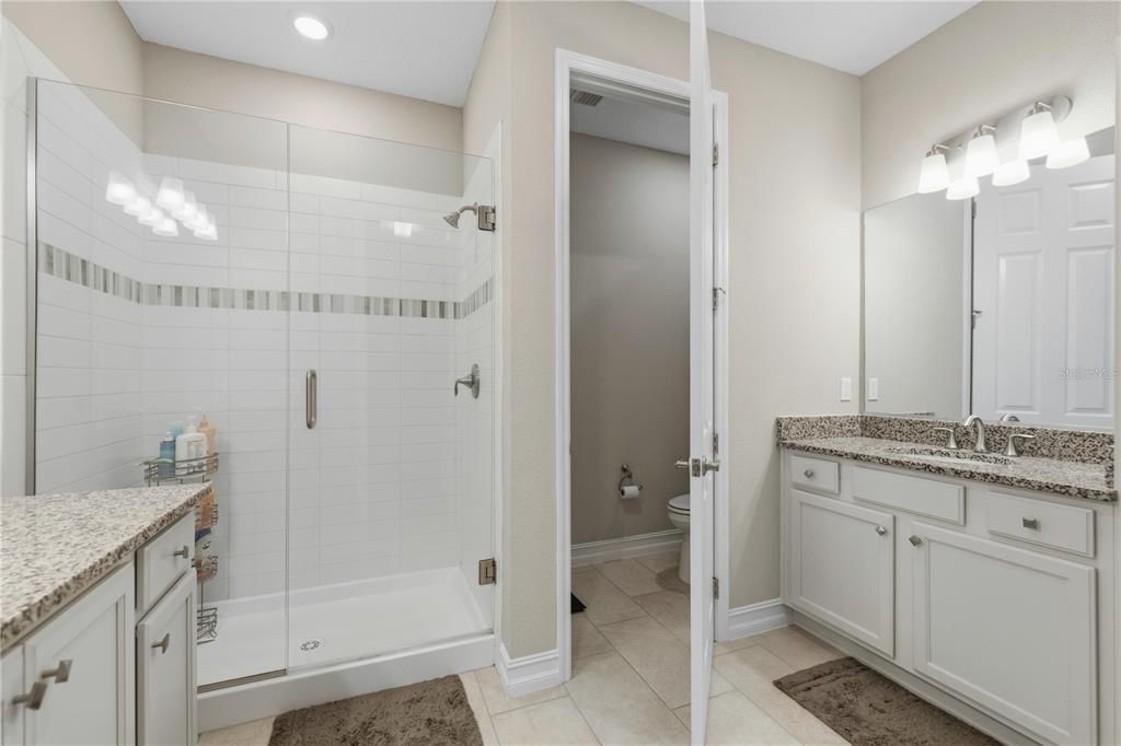 En Venta: $220,000 (2 camas, 2 baños, 1318 Pies cuadrados)