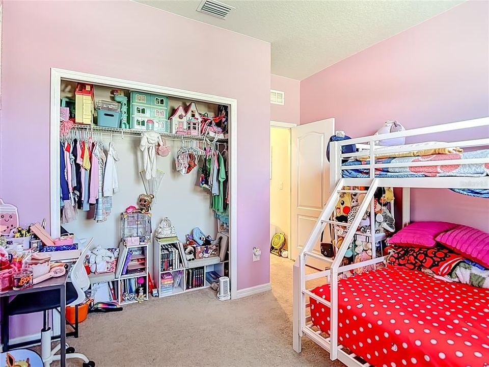 En Venta: $310,000 (3 camas, 2 baños, 1532 Pies cuadrados)