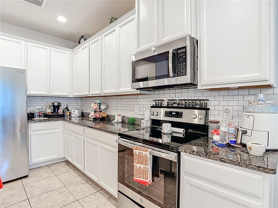 En Venta: $310,000 (3 camas, 2 baños, 1532 Pies cuadrados)