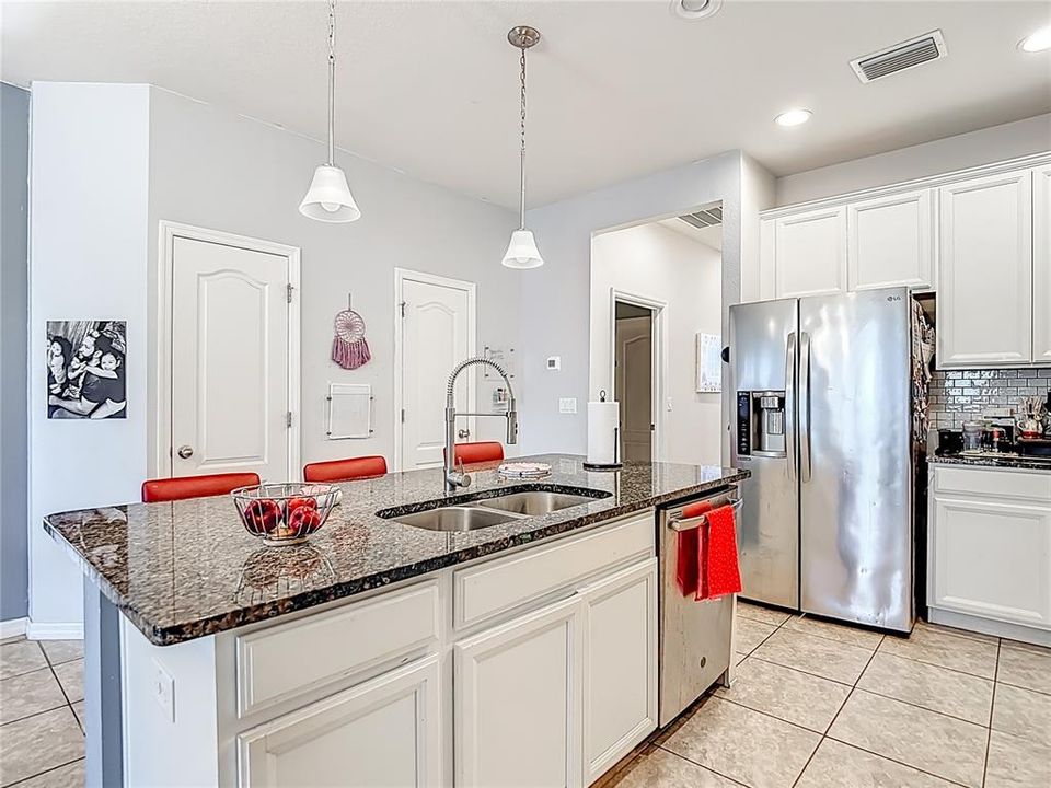 En Venta: $310,000 (3 camas, 2 baños, 1532 Pies cuadrados)