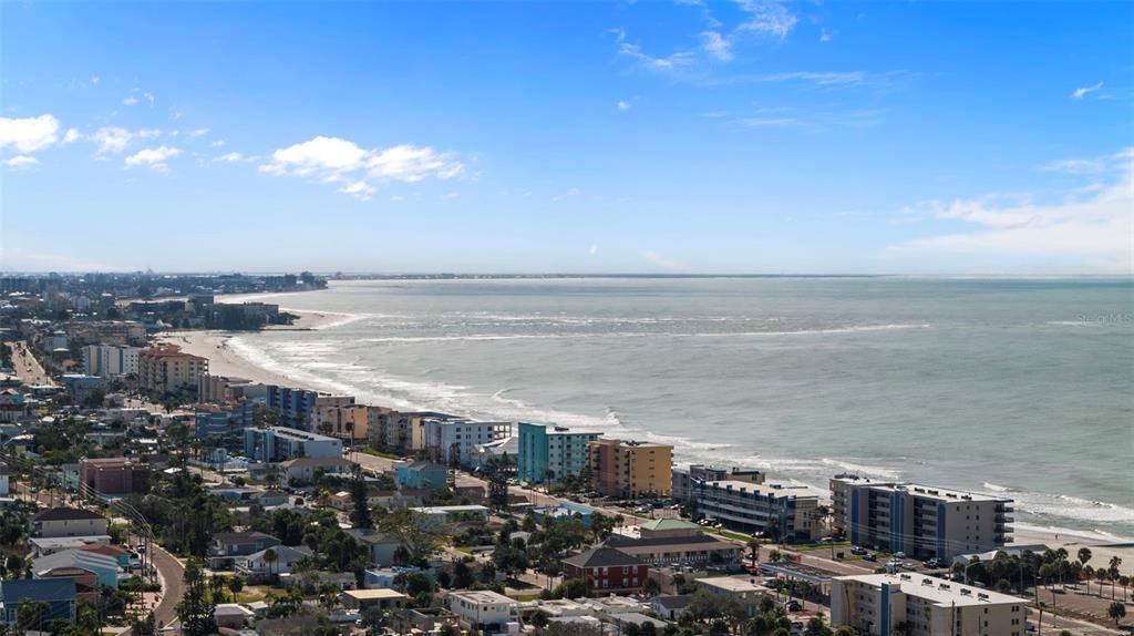 For Sale: $699,000 (2 beds, 2 baths, 1275 Square Feet)